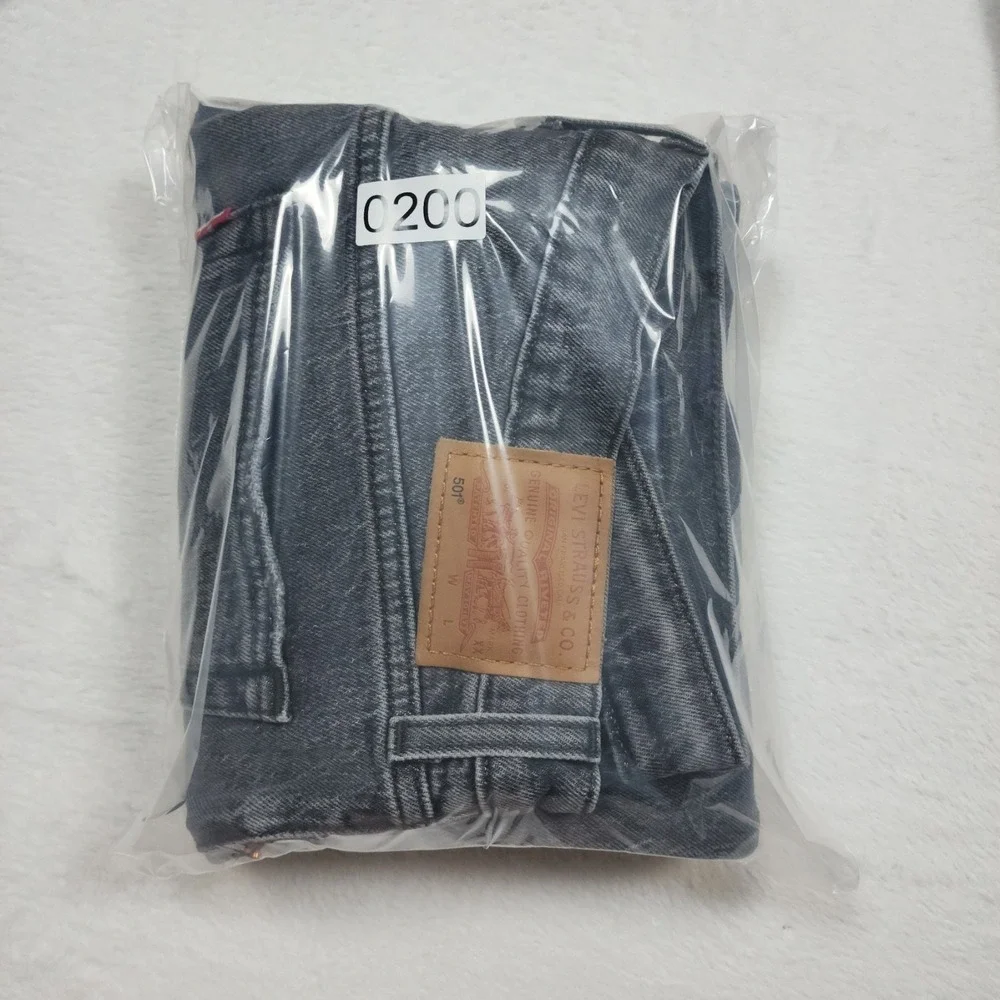 Levis 501 Jeans Mens 32x30 Black Straight Button Fly Faded Stretch Denim - Picture 14 of 14